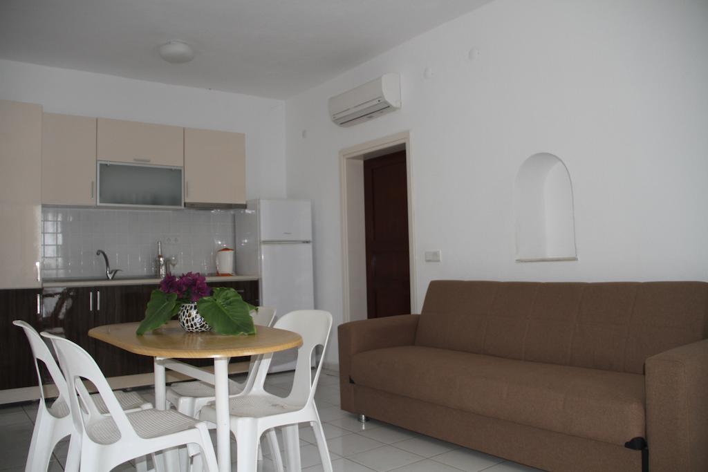 Mimosa Apart Hotel غومْبيت الغرفة الصورة