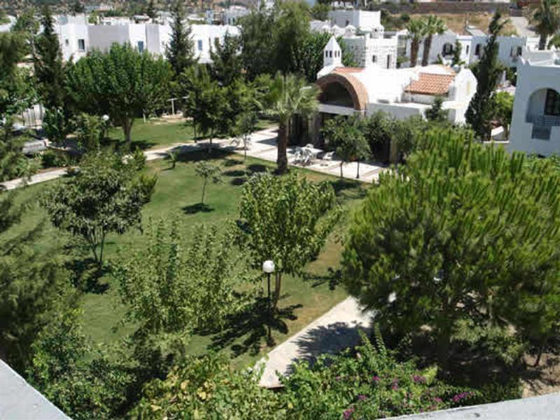 Mimosa Apart Hotel غومْبيت المظهر الخارجي الصورة