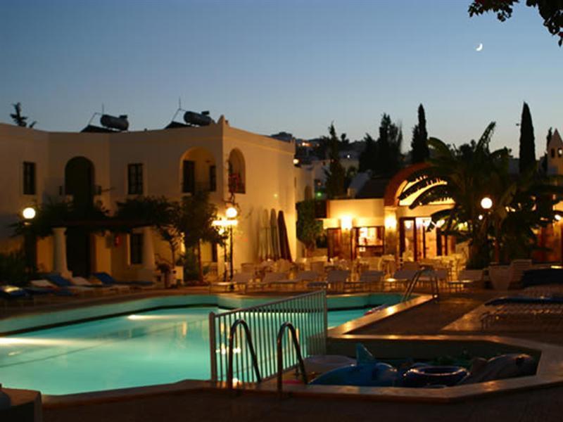 Mimosa Apart Hotel غومْبيت المظهر الخارجي الصورة