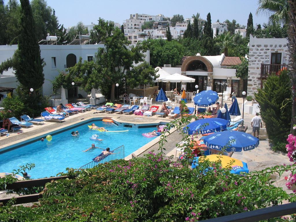 Mimosa Apart Hotel غومْبيت المظهر الخارجي الصورة